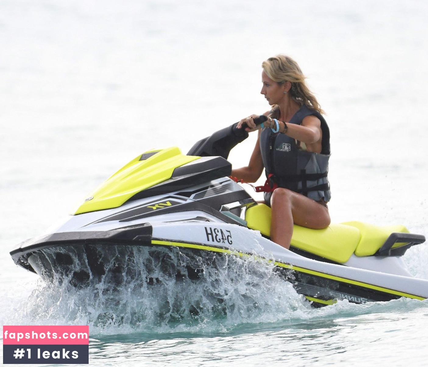 Lady Victoria Hervey gallery photo #435