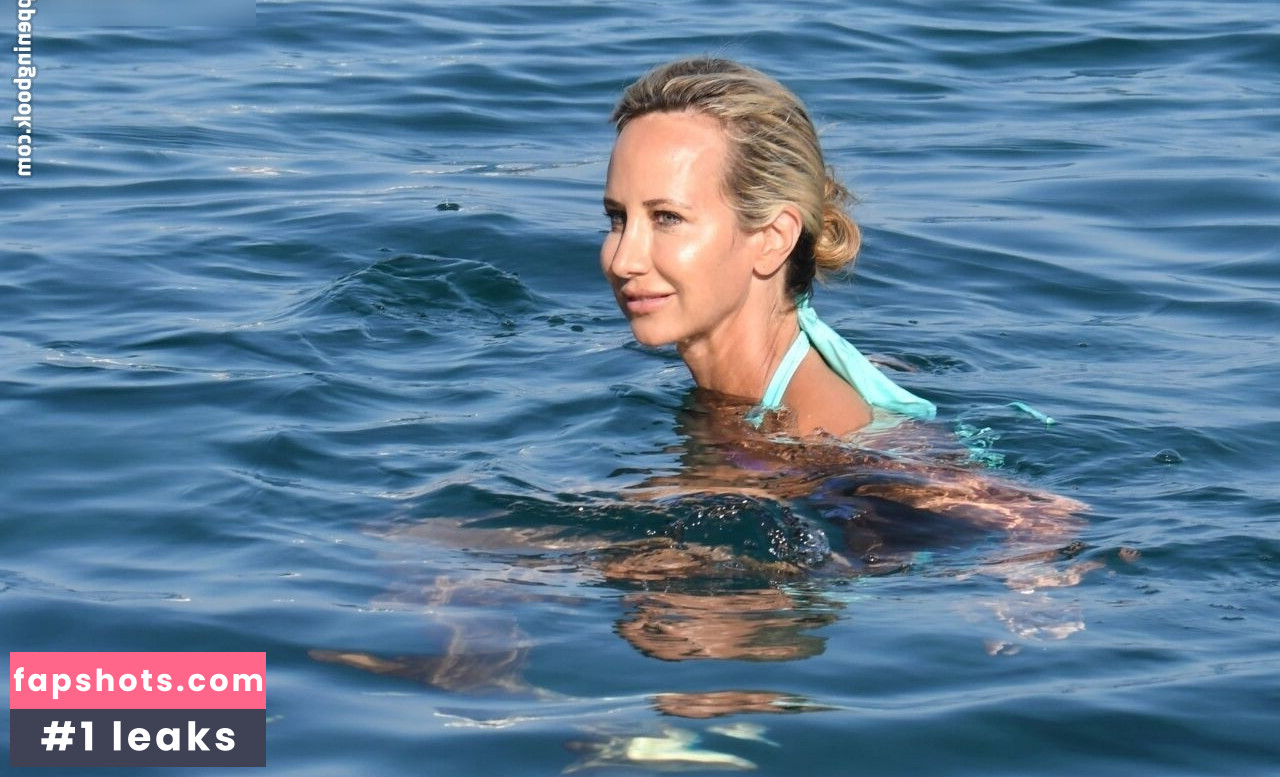 Lady Victoria Hervey gallery photo #50