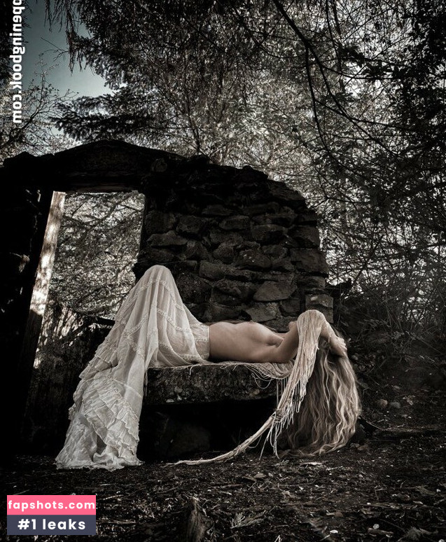 Lady Willow Wood gallery photo #3