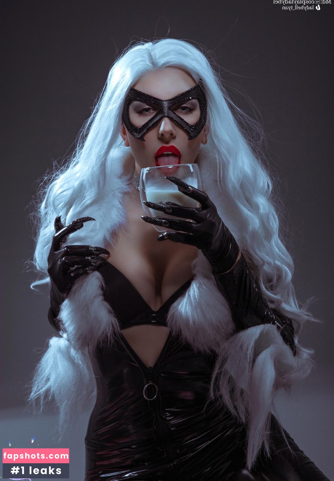 Ladybell gallery photo #24