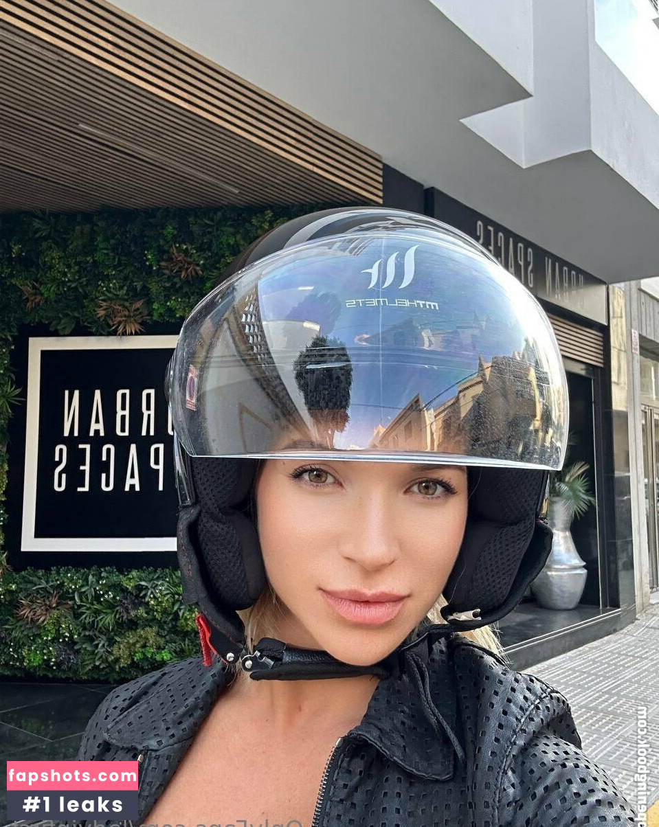 ladyinfirst gallery photo #4