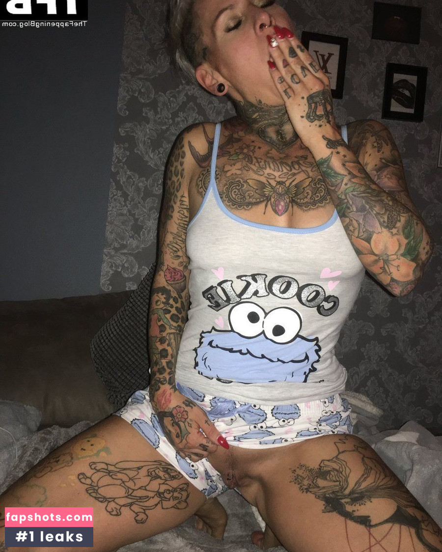 LadyKinkyCat Nude Leaks OnlyFans Photos #2 - LeakJerk