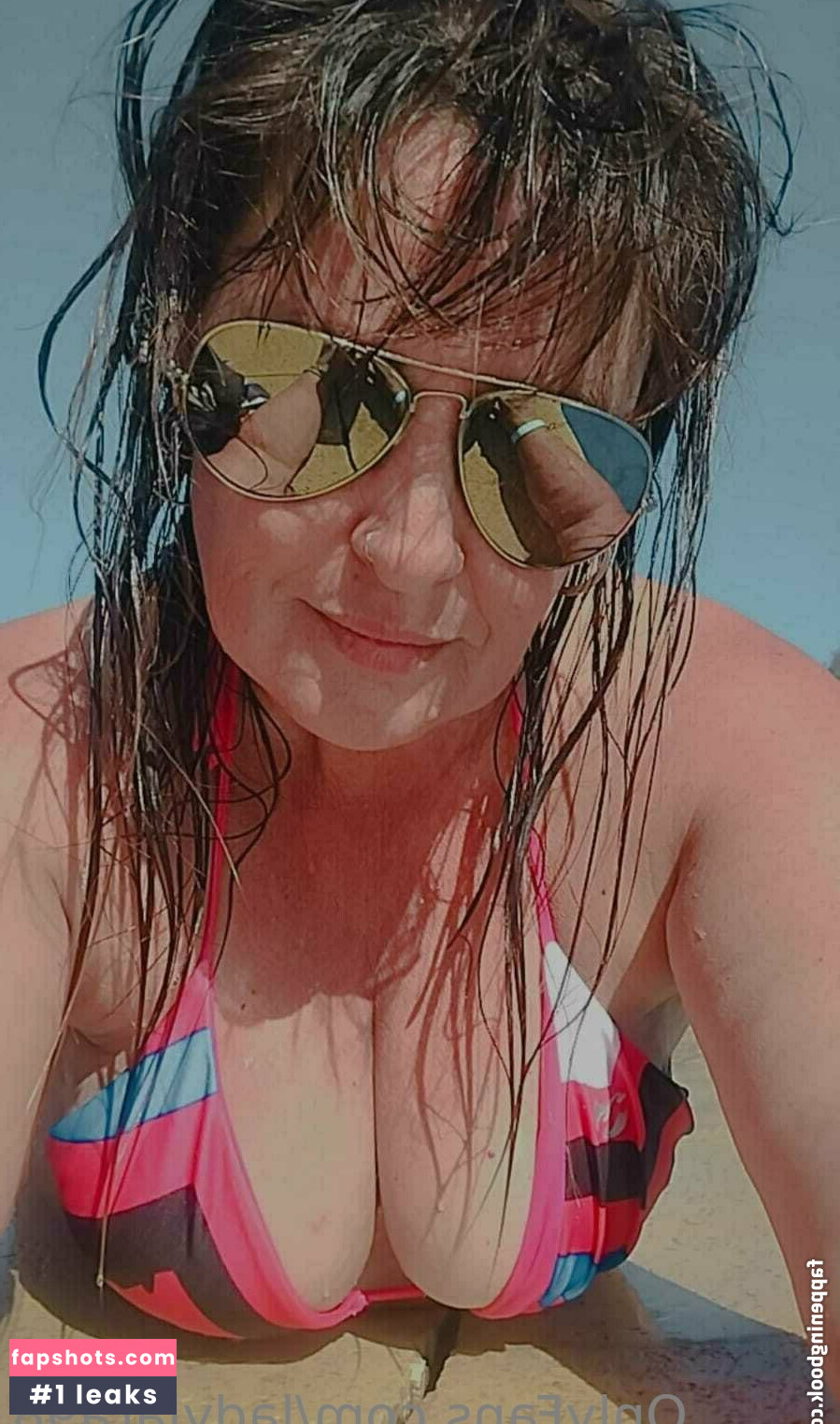 ladylara98 gallery photo #2