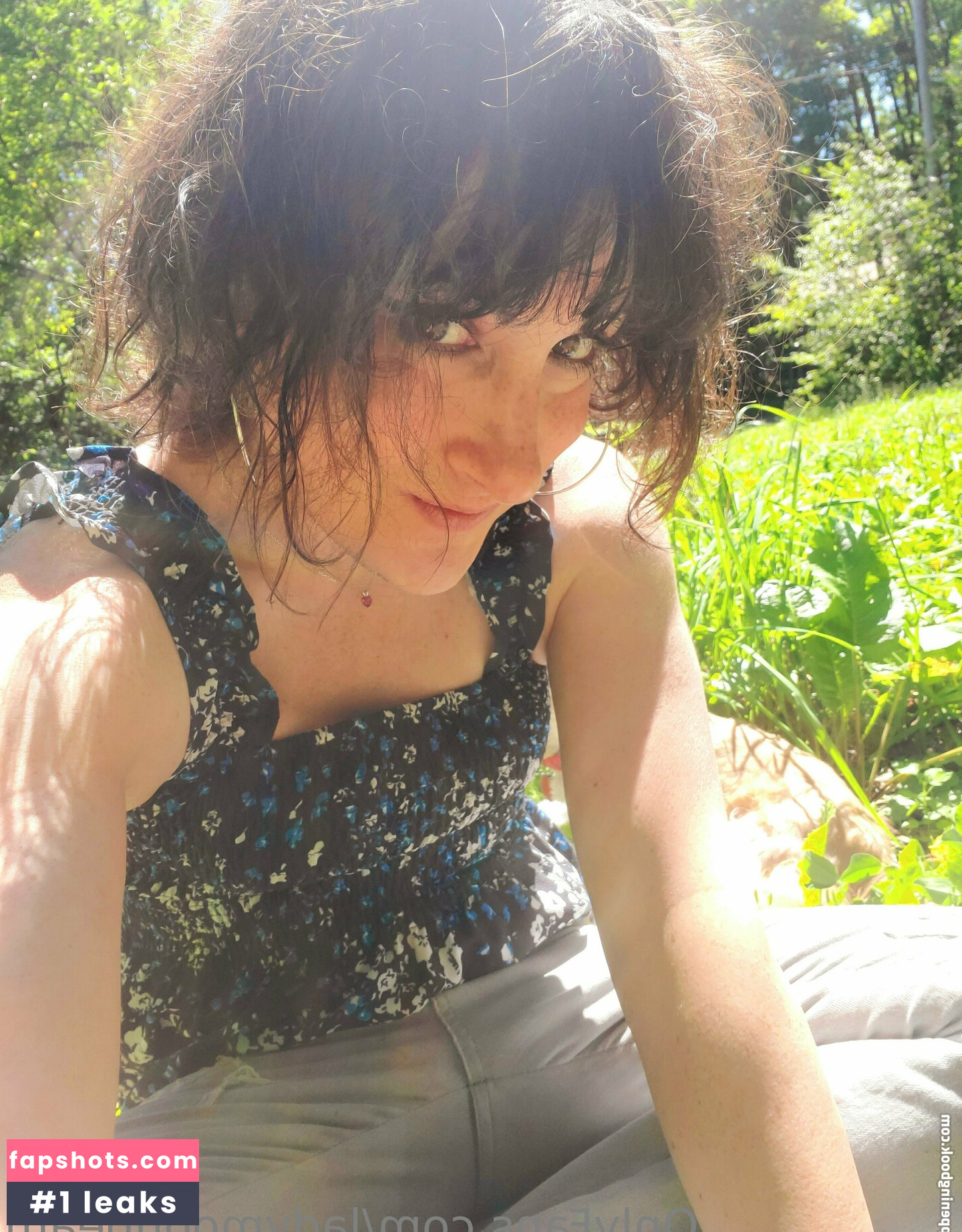 ladymoonbeam gallery photo #8