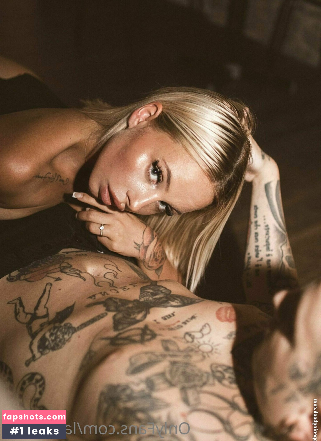 ladysviola gallery photo #25