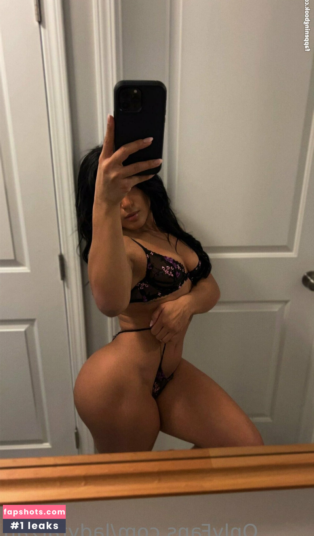 ladytarzan gallery photo #7