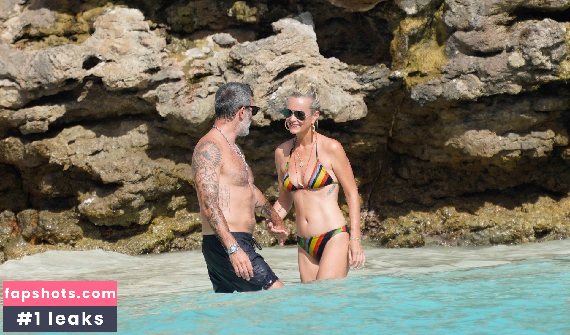 Laeticia Hallyday gallery photo #66