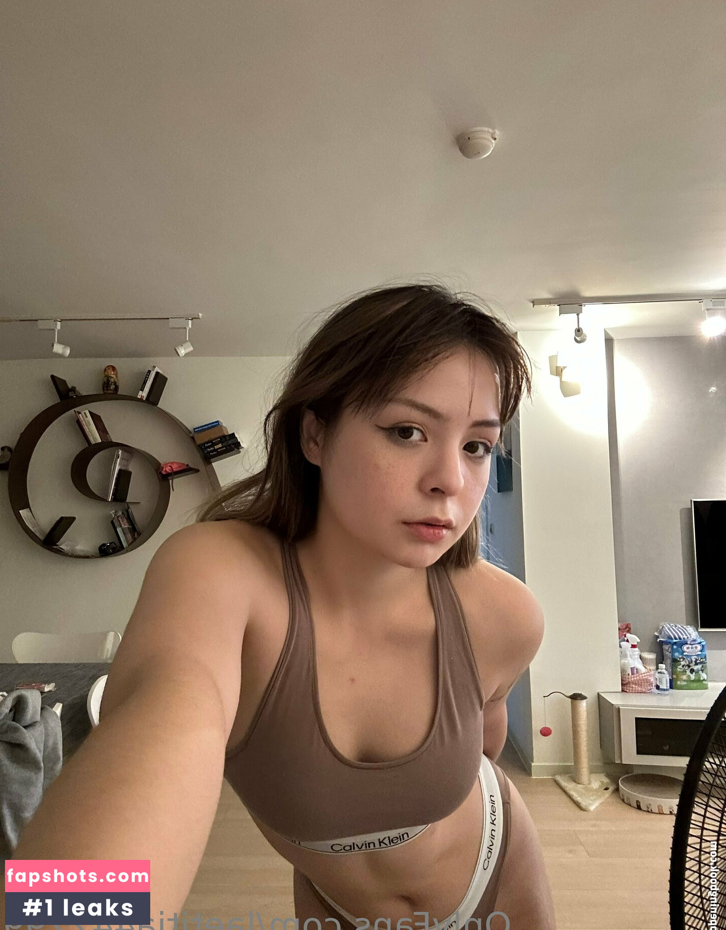 laetitia442299 gallery photo #24