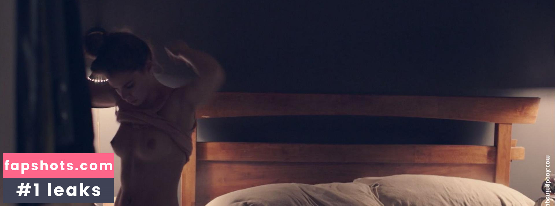 Laia Costa gallery photo #12