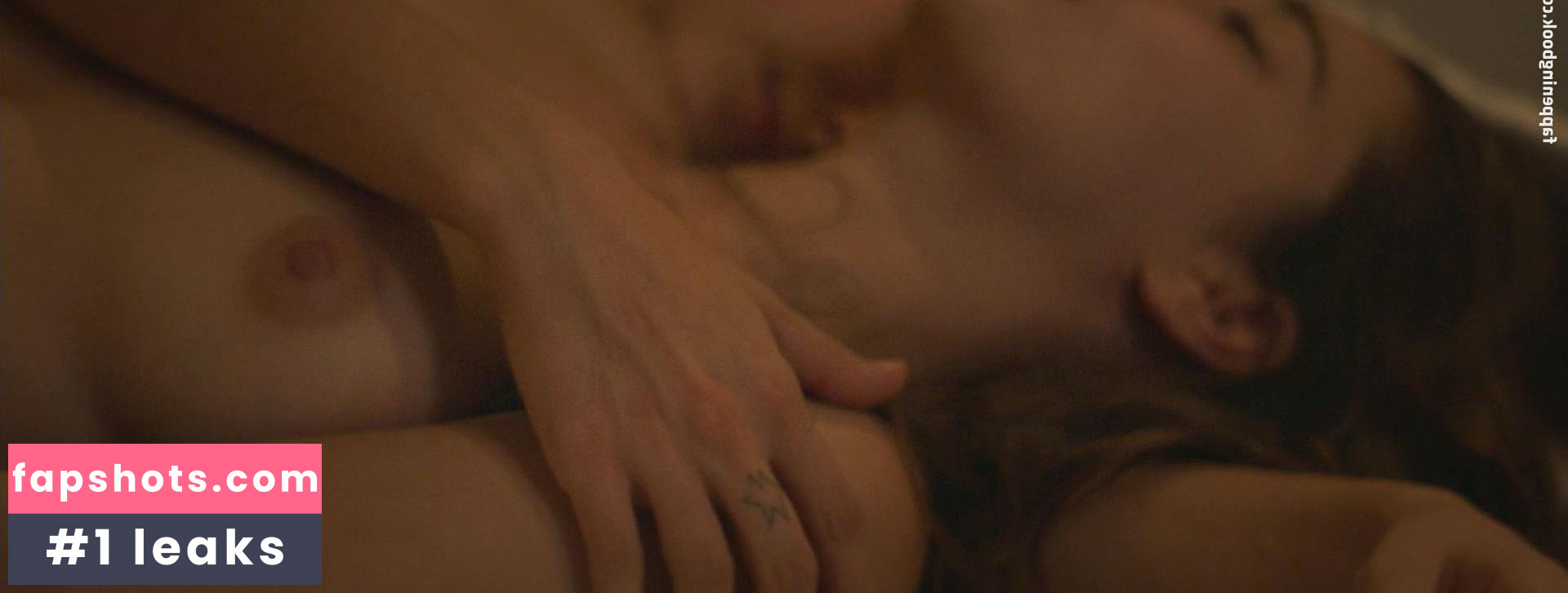 Laia Costa gallery photo #36