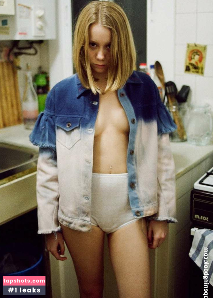 Laia Manzanares gallery photo #8