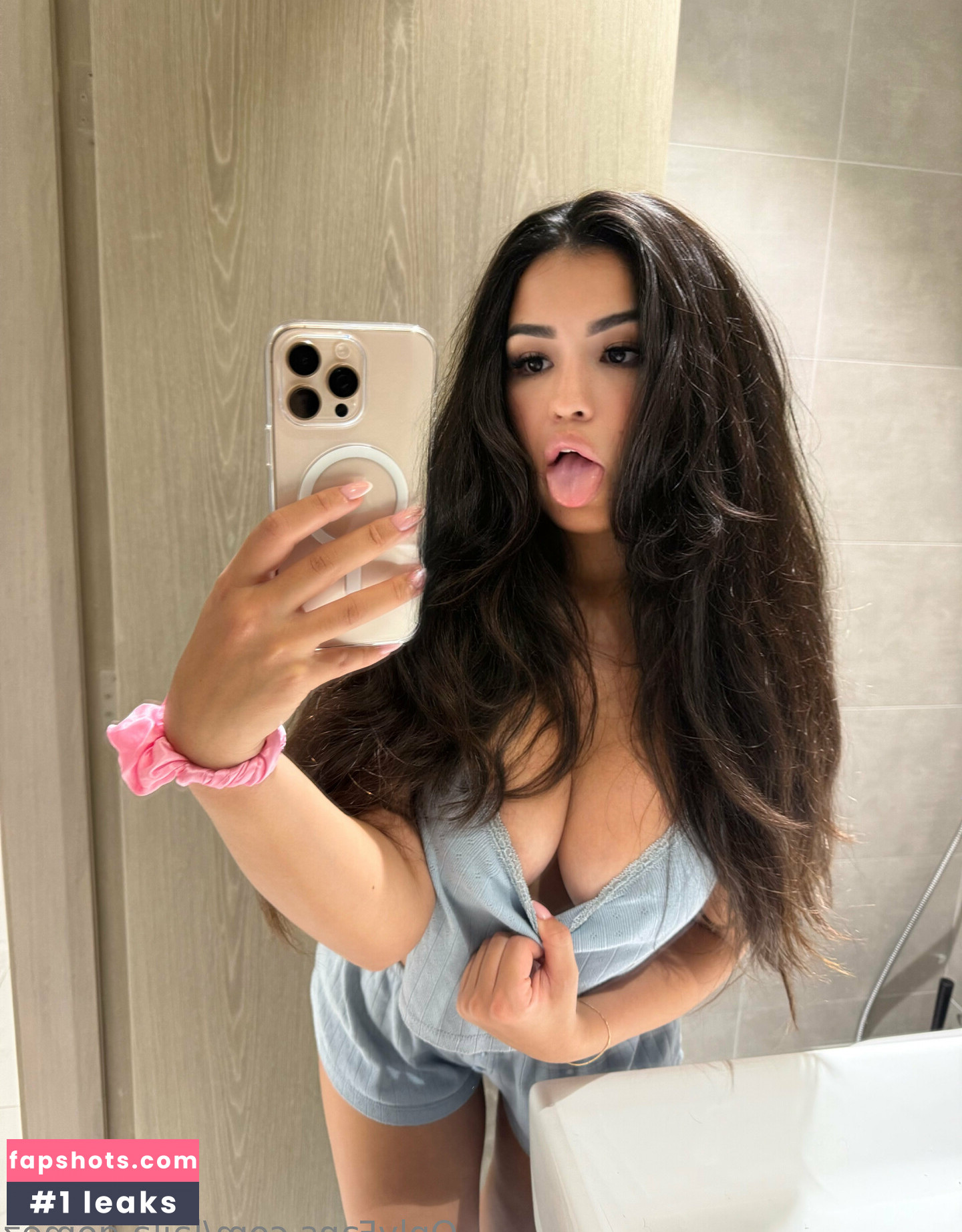 laila.gomez Nude Leaks OnlyFans Photos #19 - LeakJerk