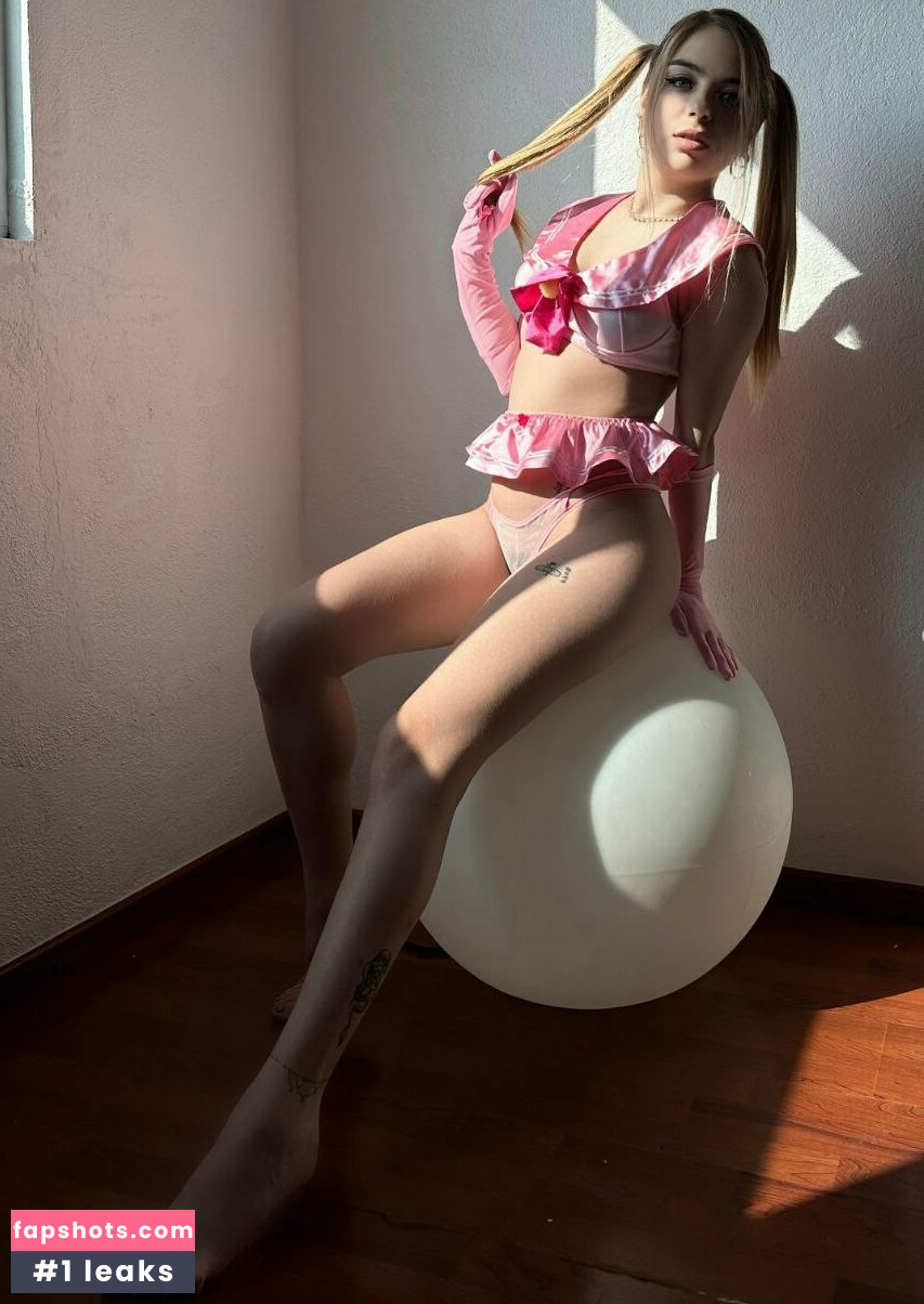 laila_montero gallery photo #11