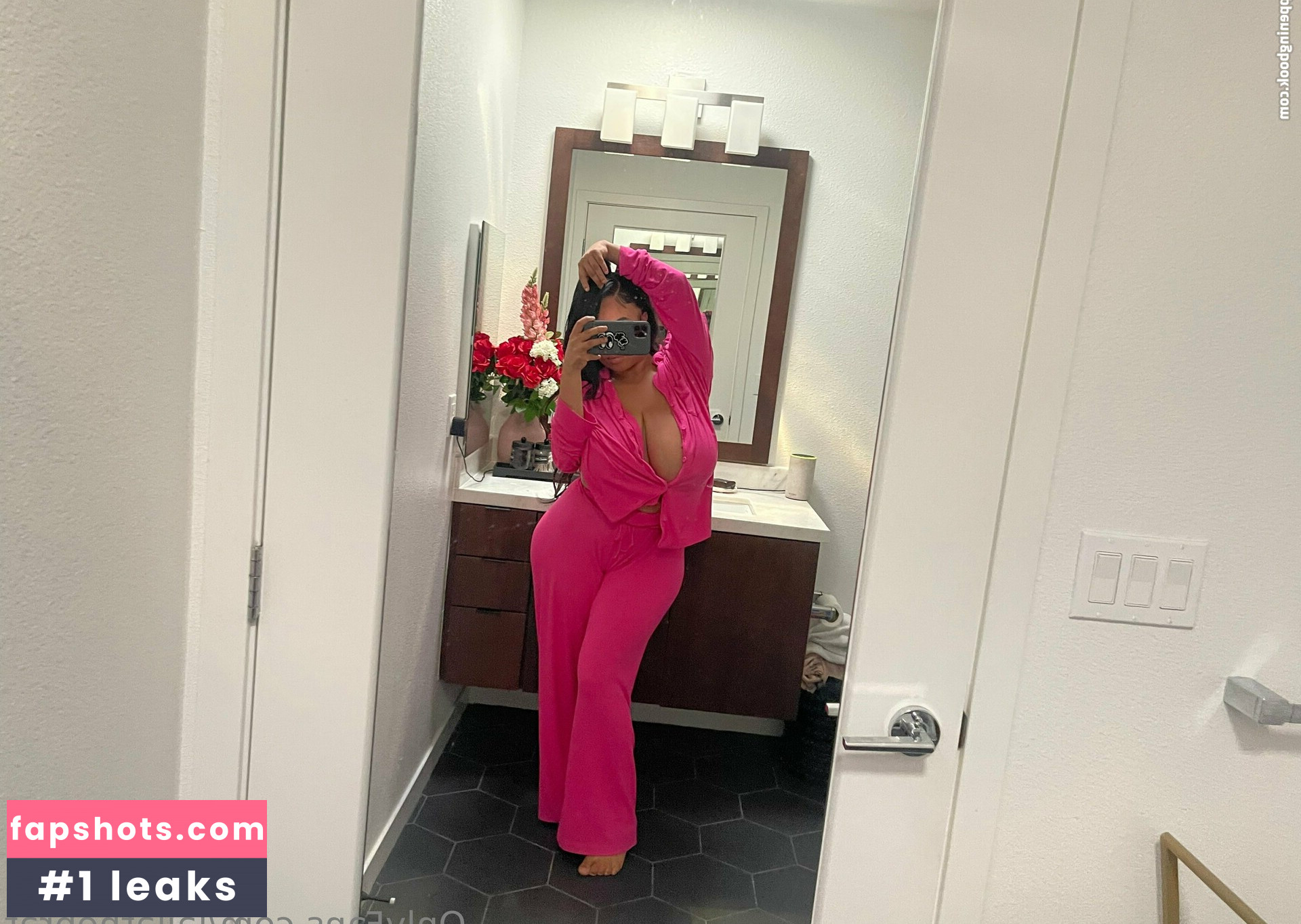 lailathebrat gallery photo #160