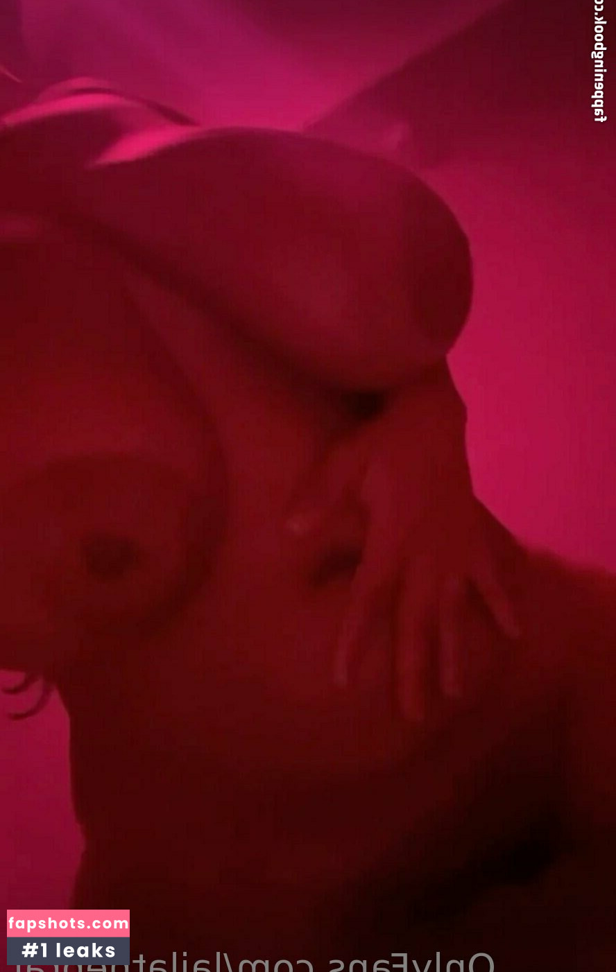 lailathebrat gallery photo #50