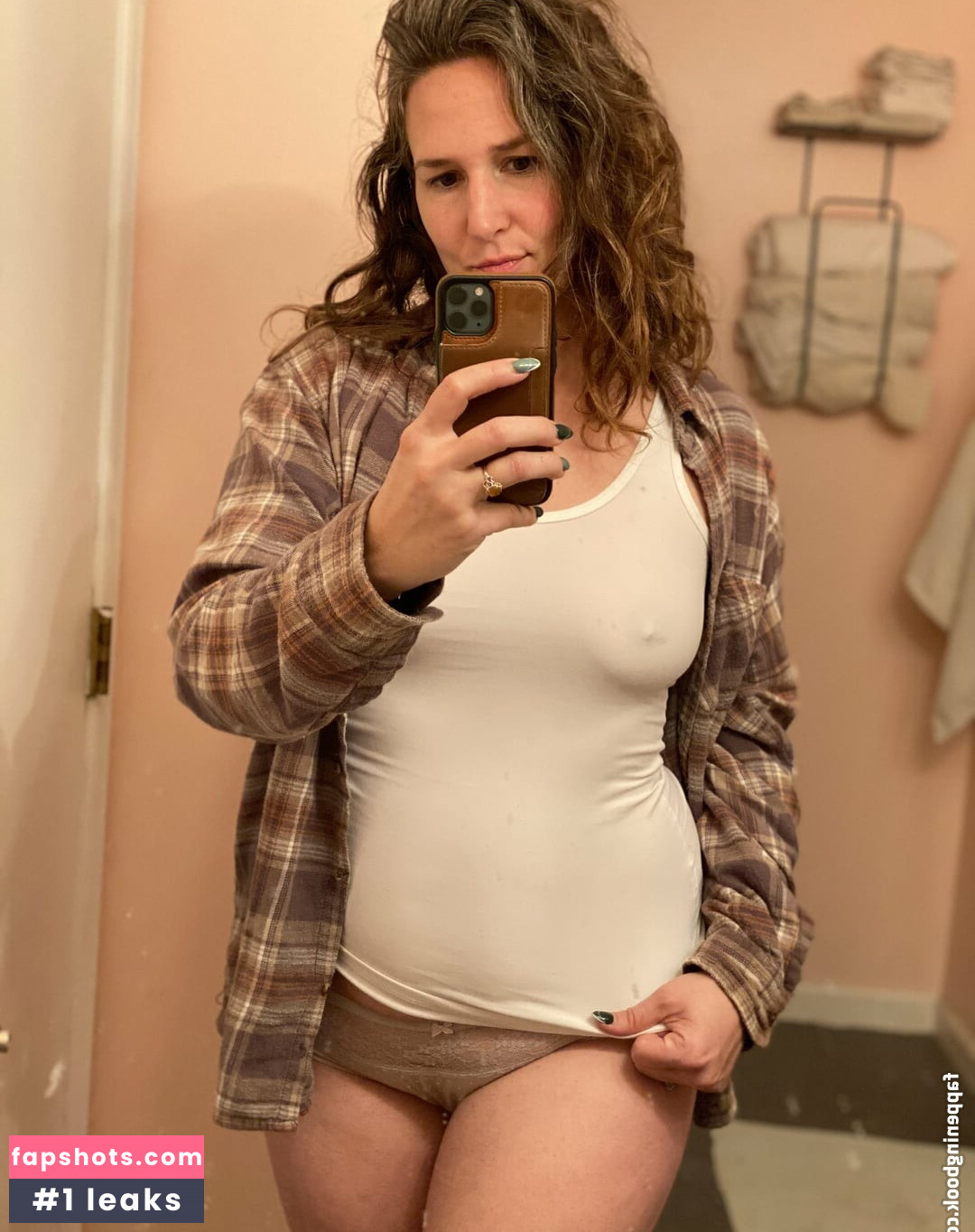 Laineymarie gallery photo #17