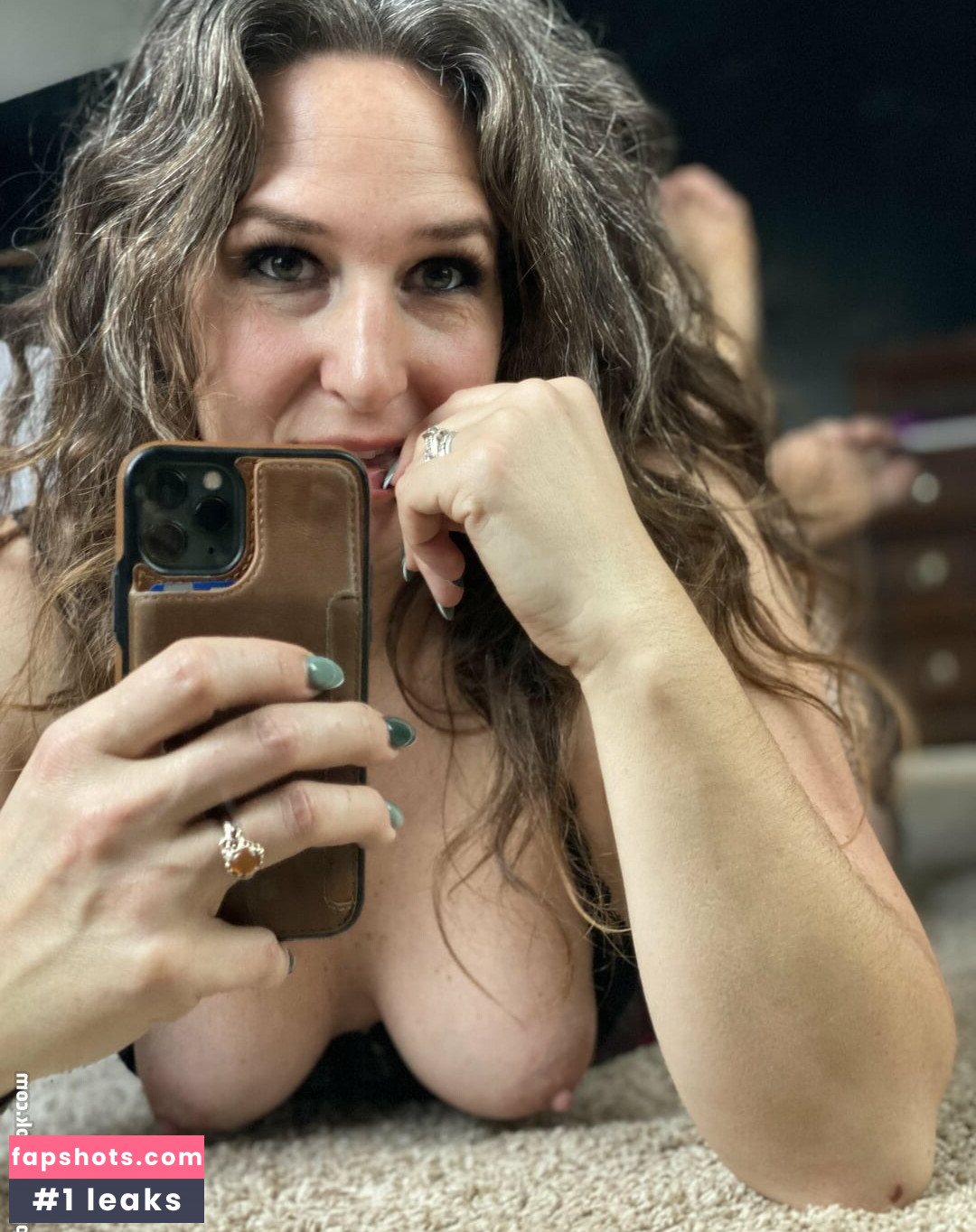 Laineymarie gallery photo #25