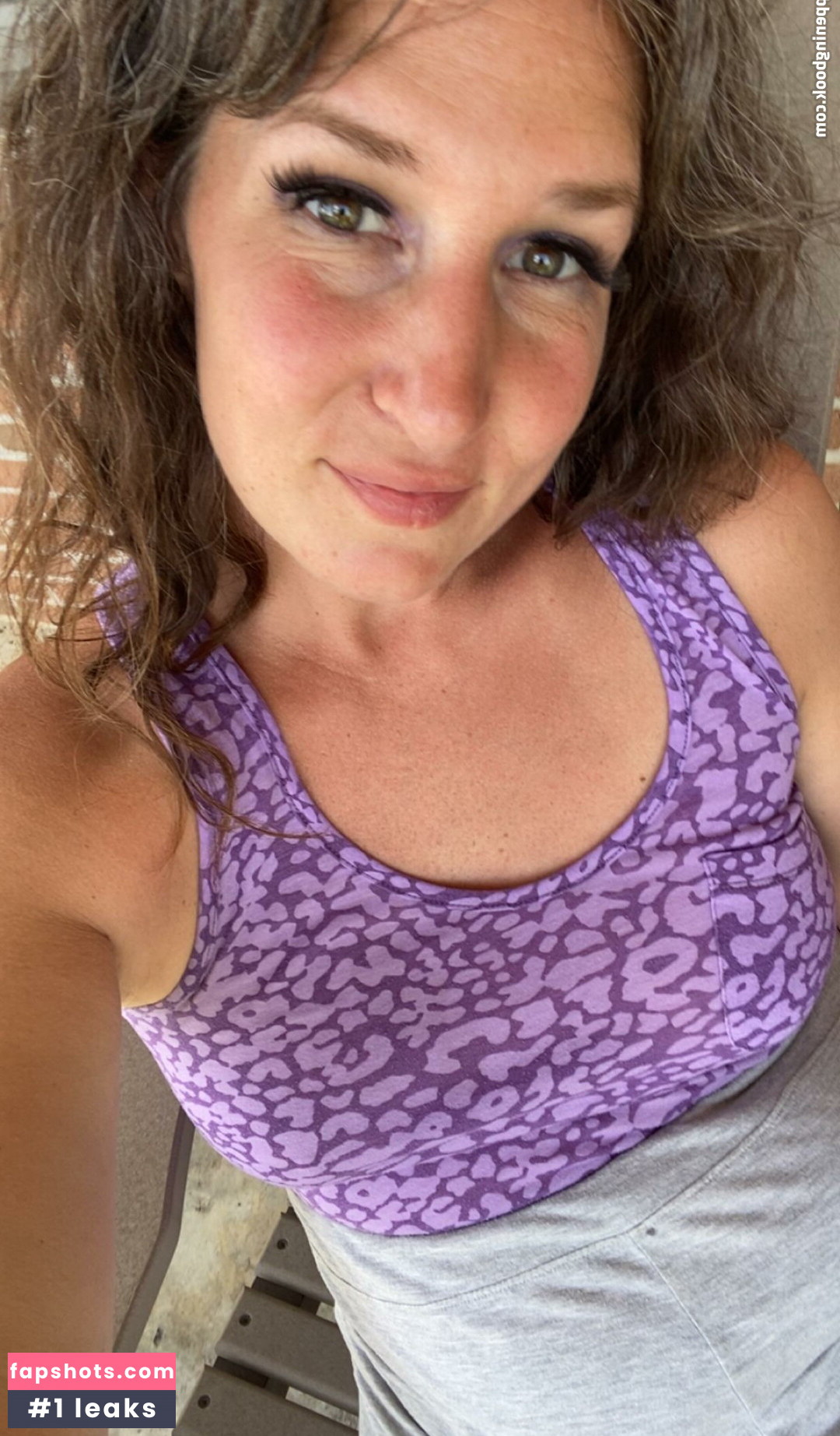 Laineymarie gallery photo #27