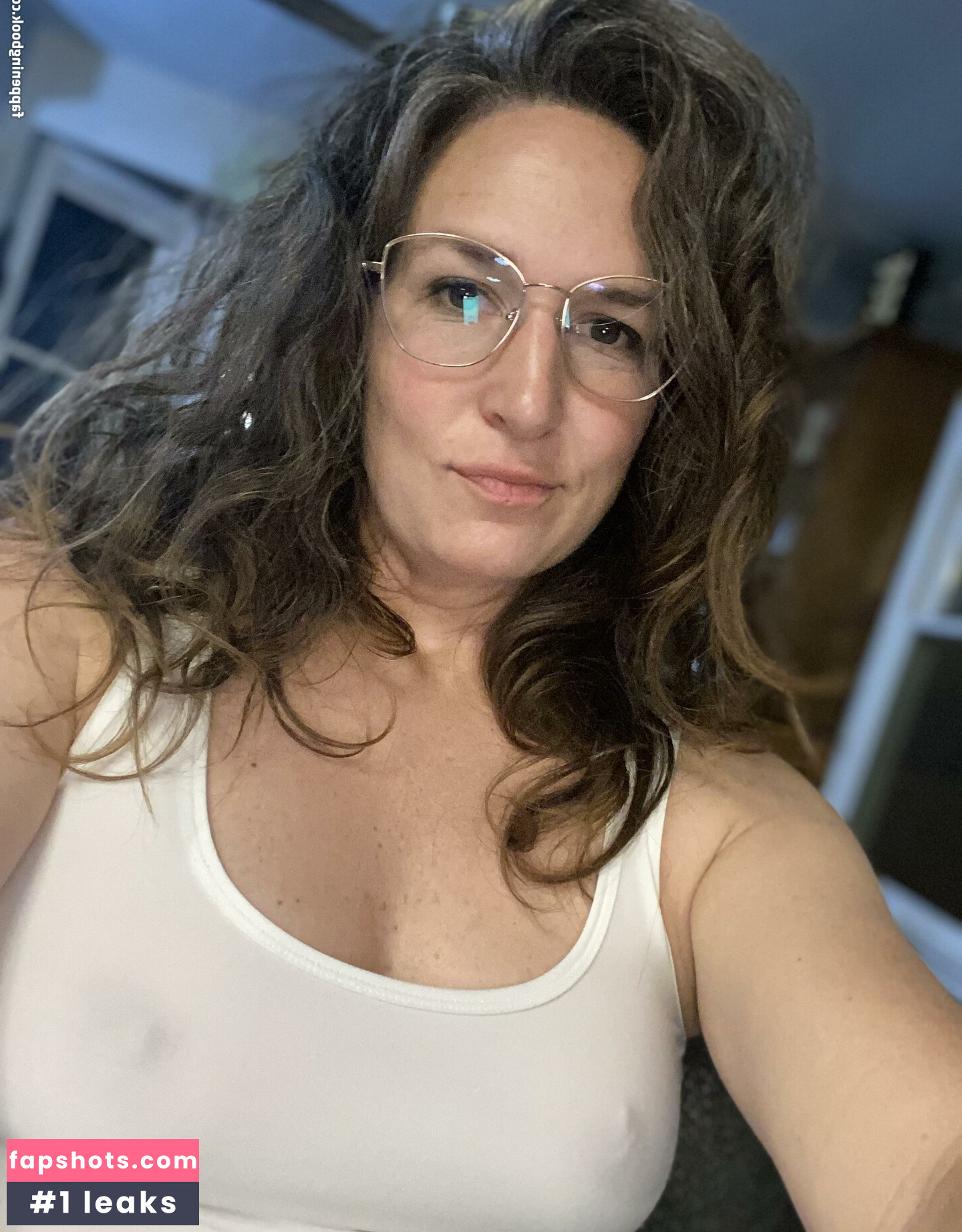 Laineymarie gallery photo #10