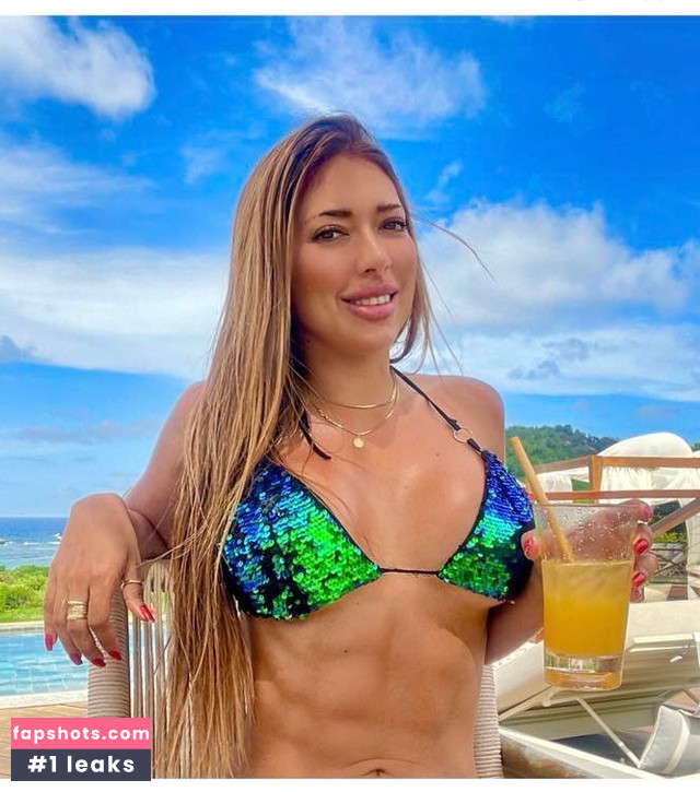 Lais Gabrielli gallery photo #41