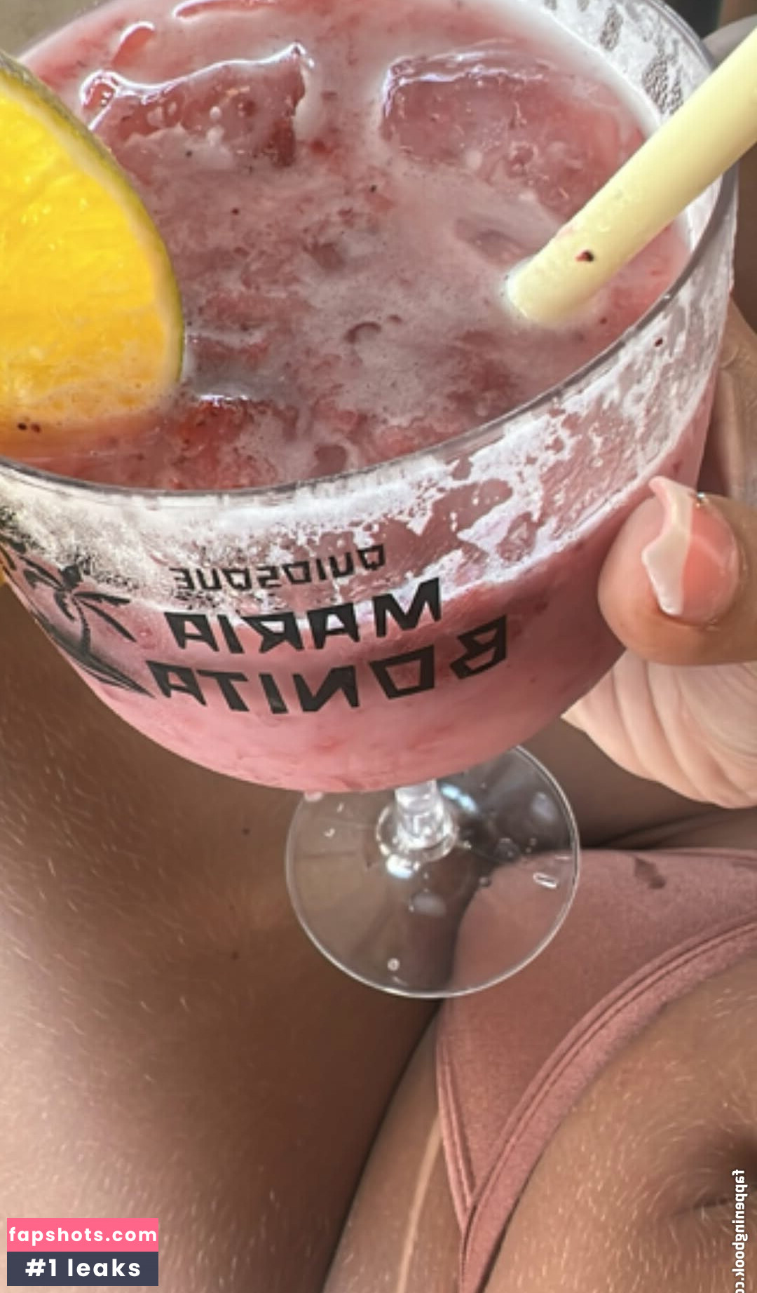 Lais Miranda Nude Leaks OnlyFans Photos #17 - LeakJerk