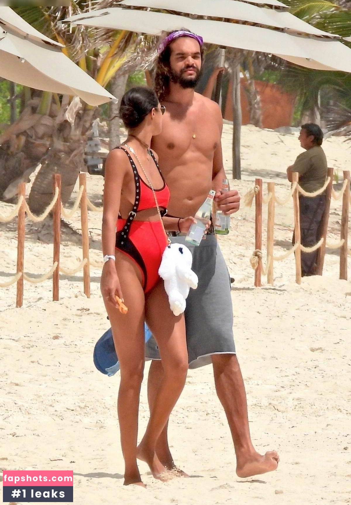 Lais Ribeiro Nude Leaks OnlyFans Photos #21 - LeakJerk