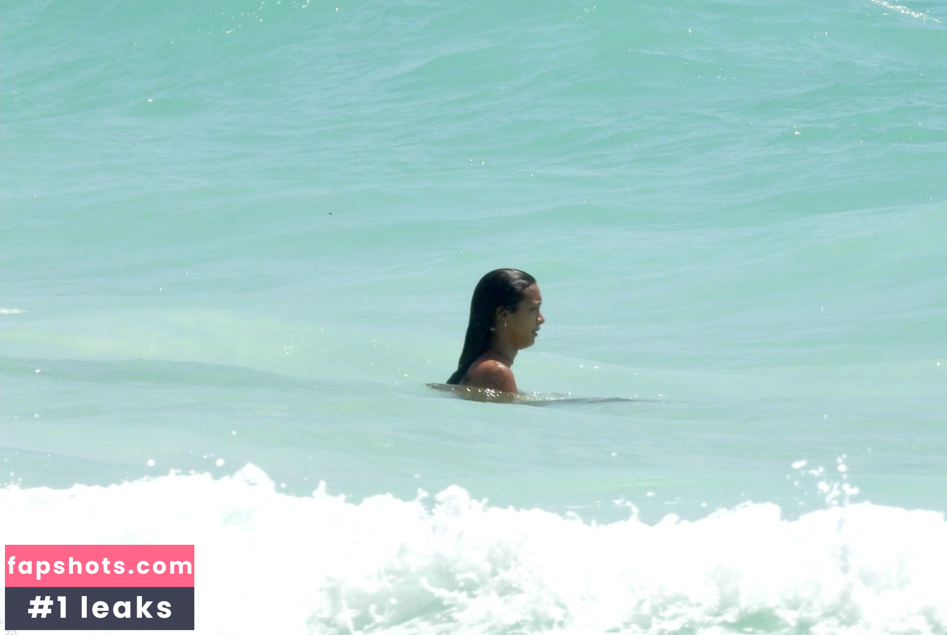 Lais Ribeiro Nude Leaks OnlyFans Photos #324 - LeakJerk