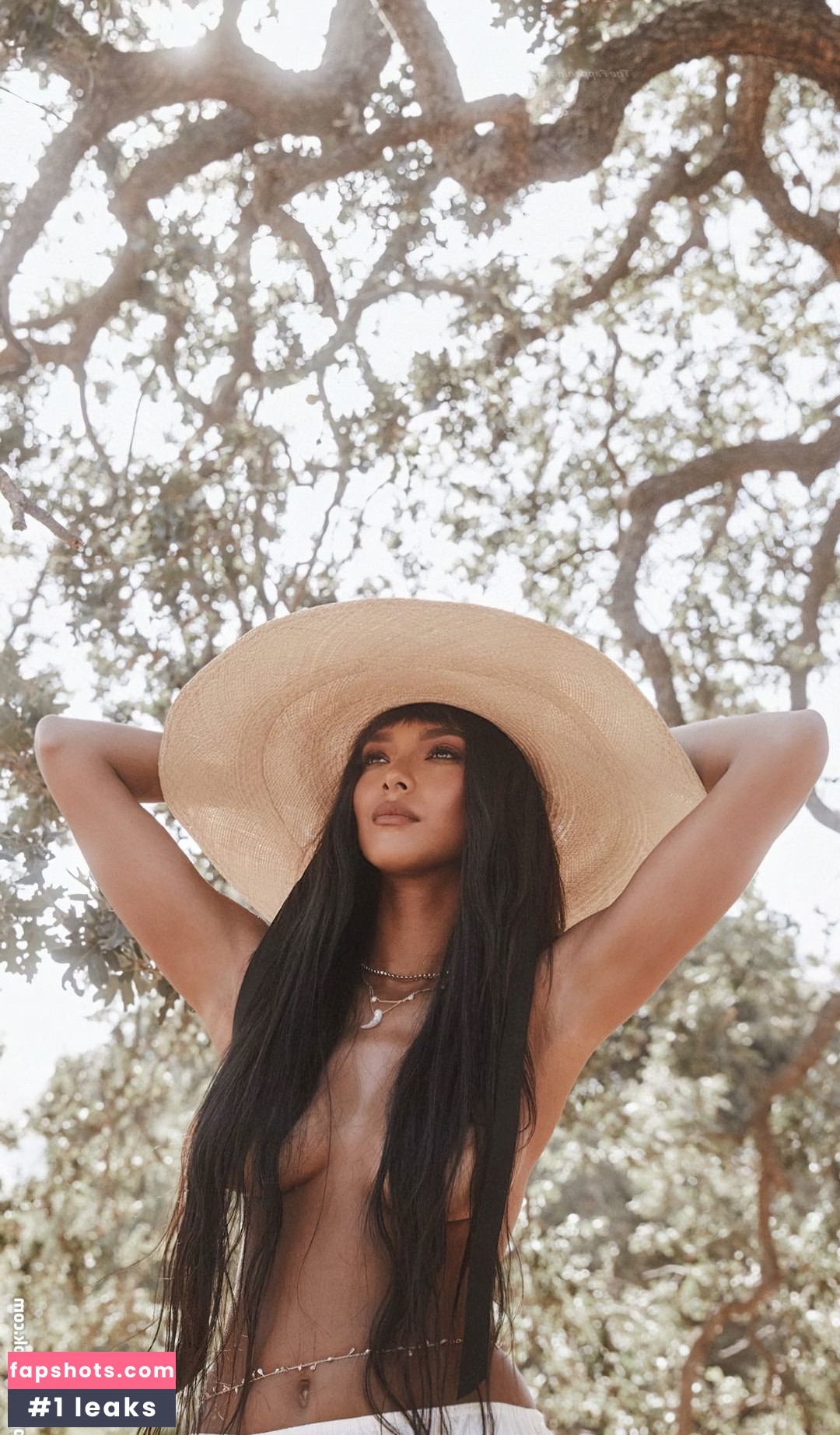 Lais Ribeiro Nude Leaks OnlyFans Photos #378 - LeakJerk