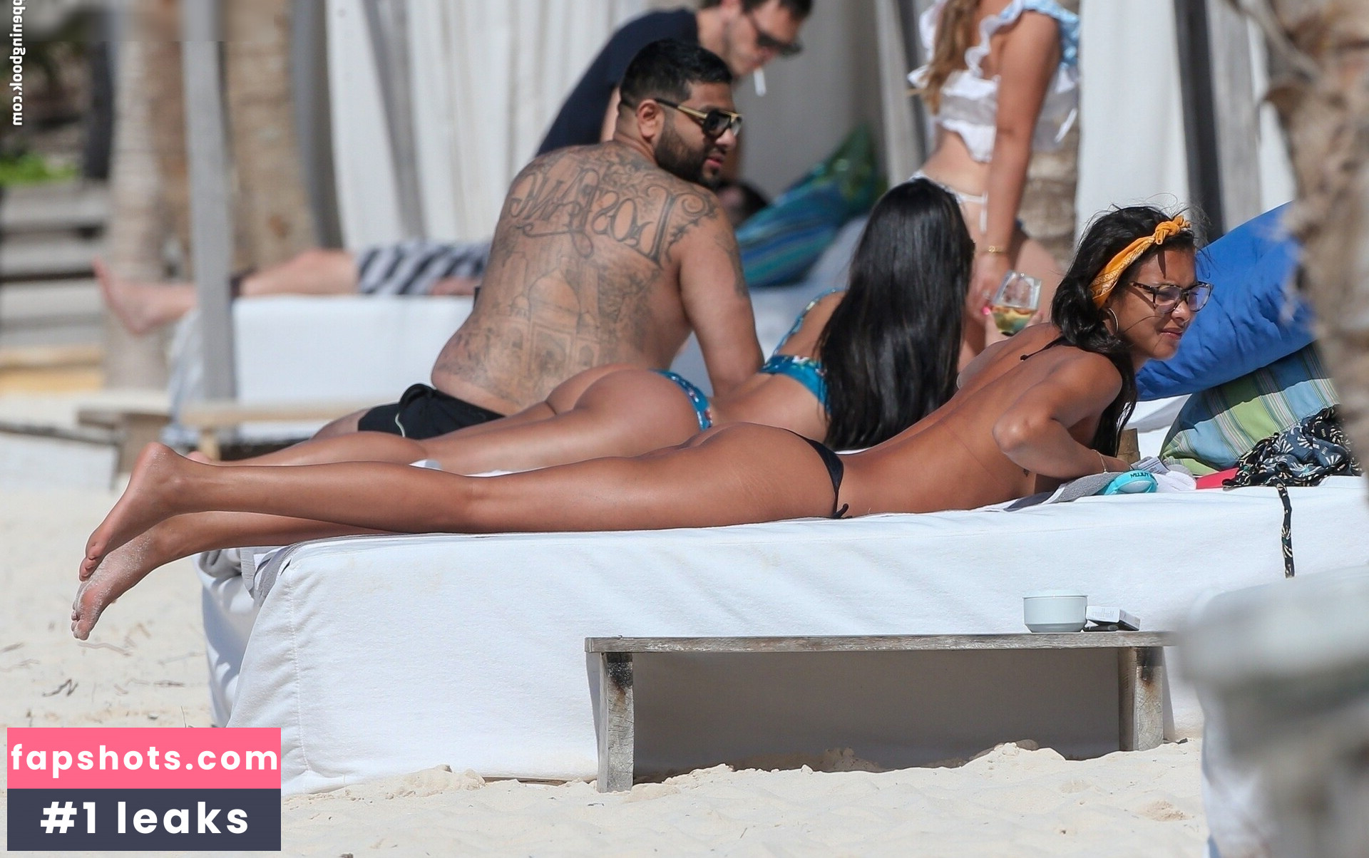 Lais Ribeiro Nude Leaks OnlyFans Photos #44 - LeakJerk