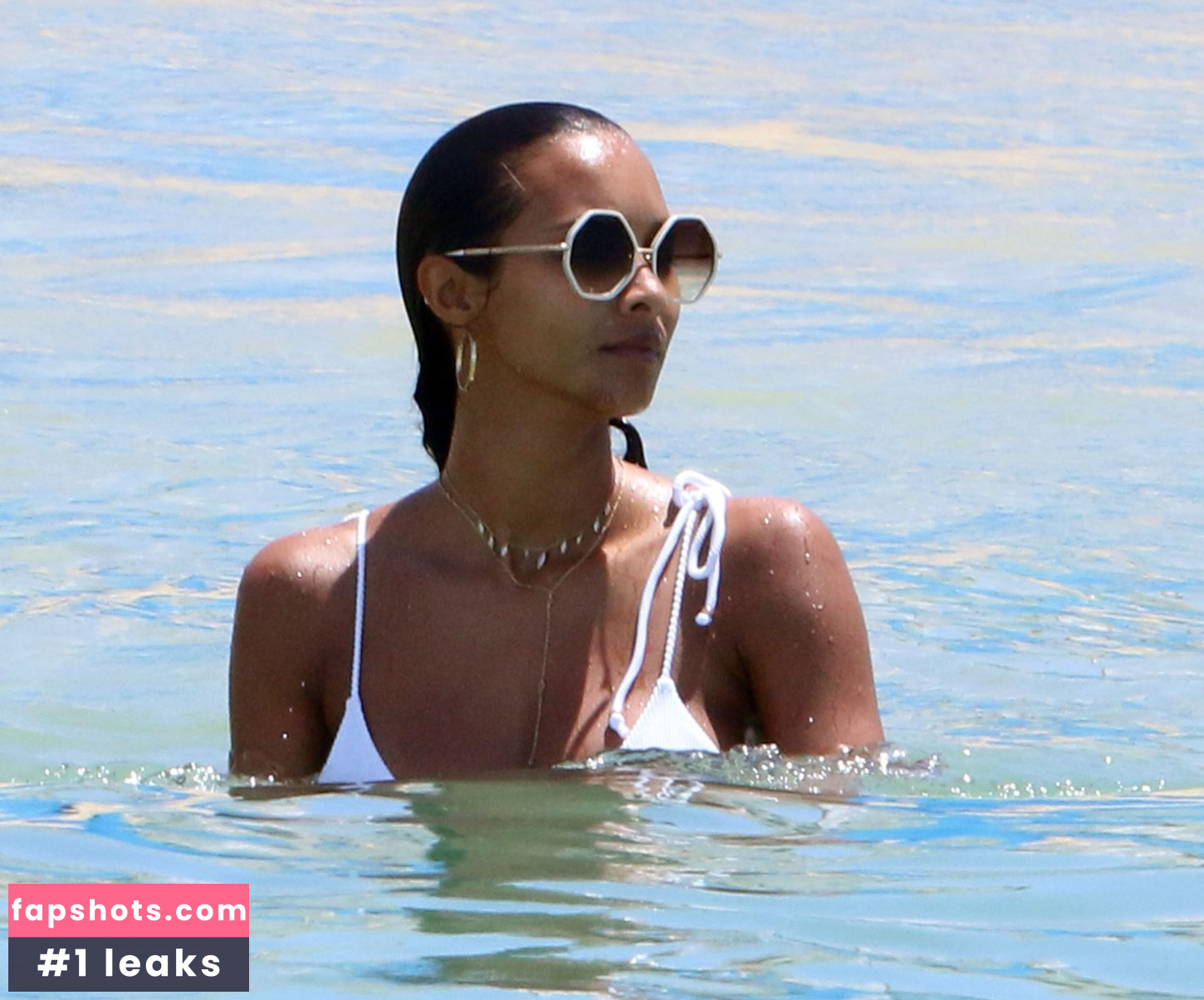 Lais Ribeiro Nude Leaks OnlyFans Photos #573 - LeakJerk