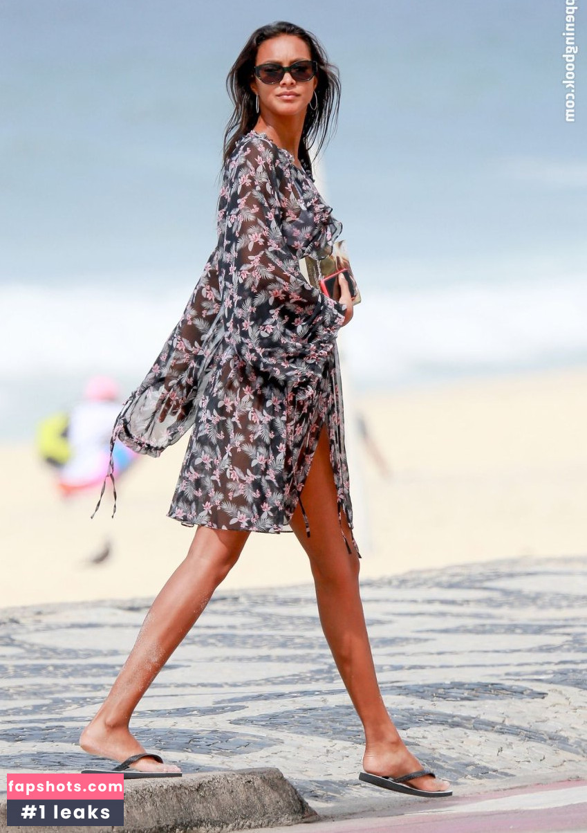 Lais Ribeiro Nude Leaks OnlyFans Photos #600 - LeakJerk