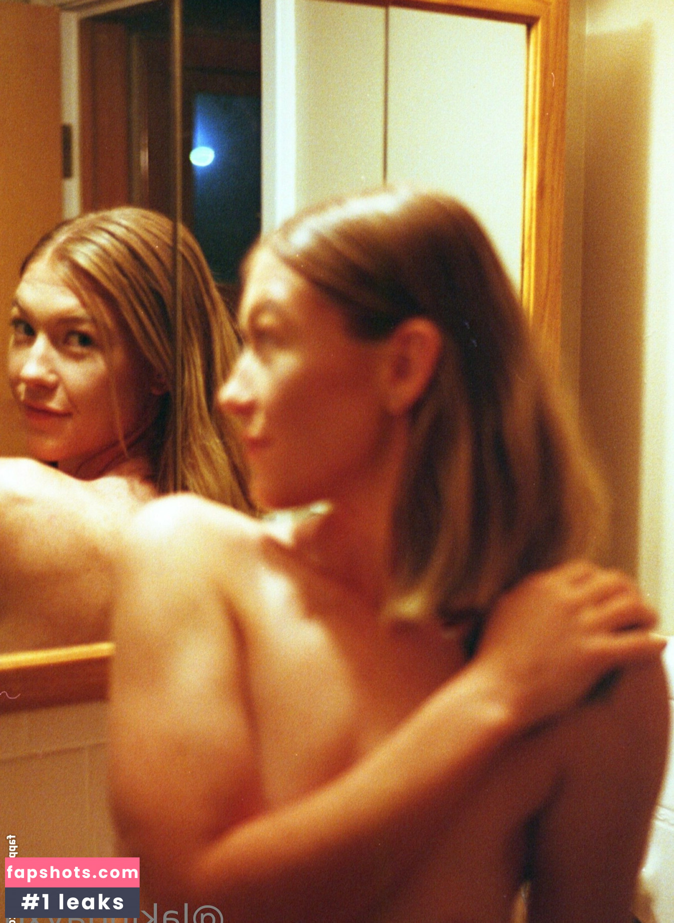 LakinDayXO gallery photo #28