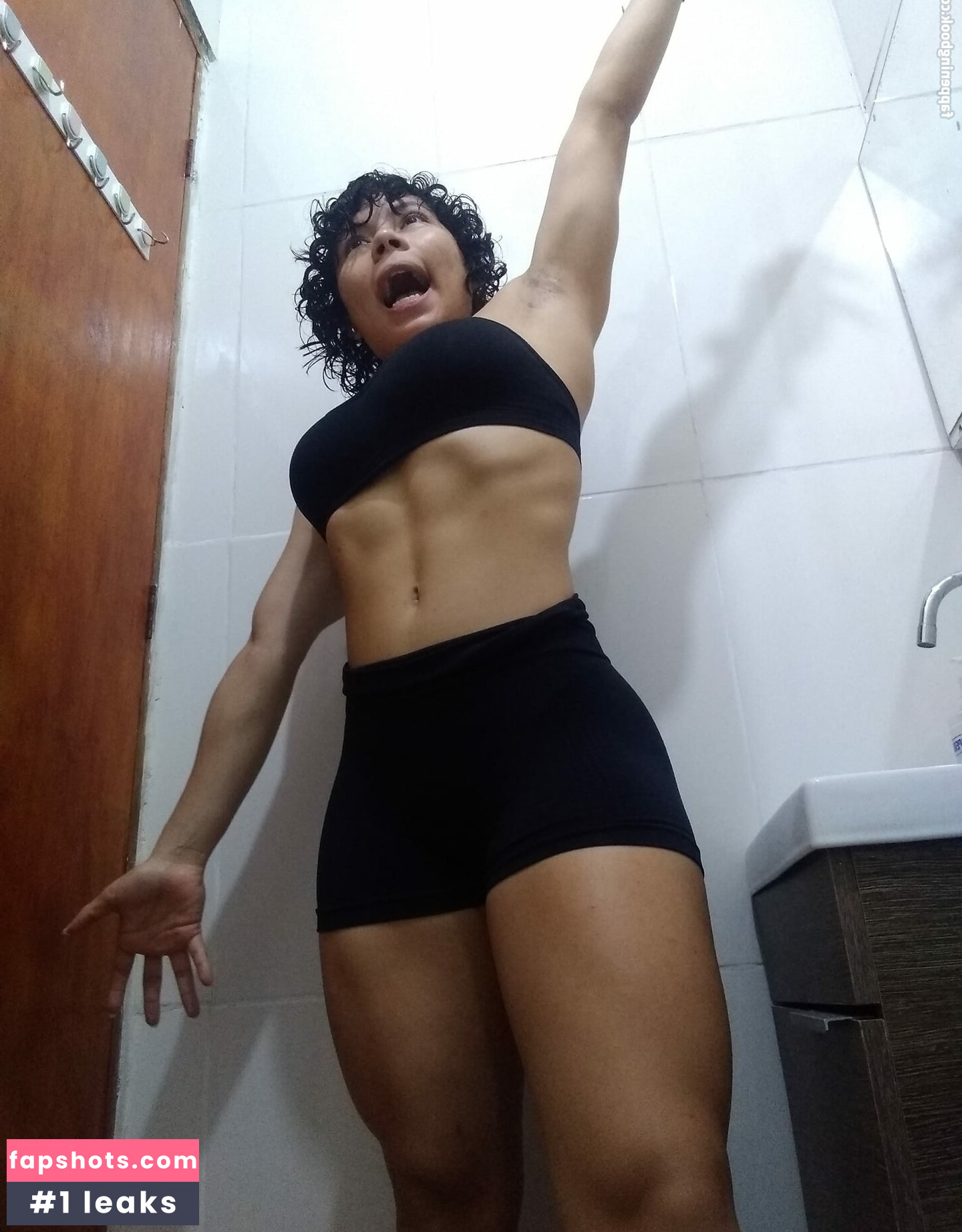 Lala Vieira gallery photo #8