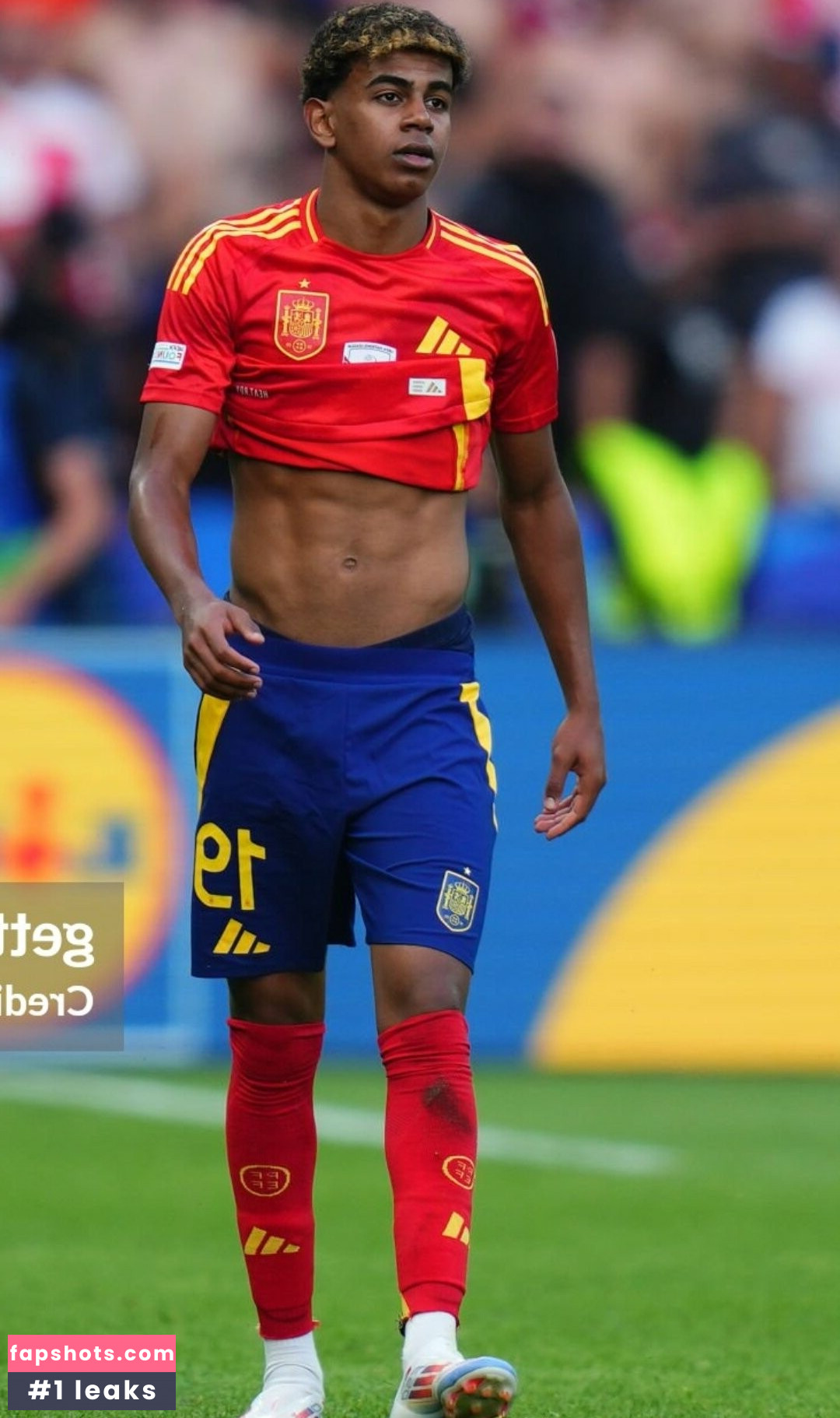 Lamine Yamal gallery photo #11