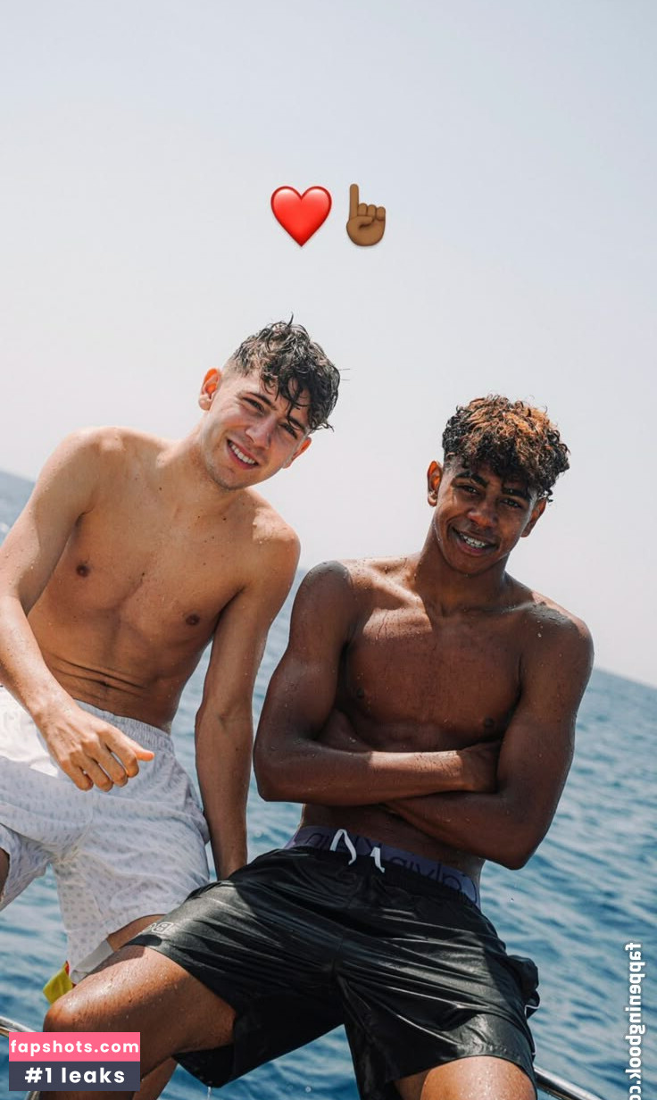 Lamine Yamal gallery photo #12