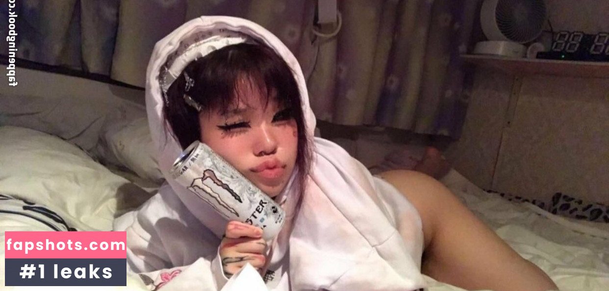 Lammyta nude babe gallery