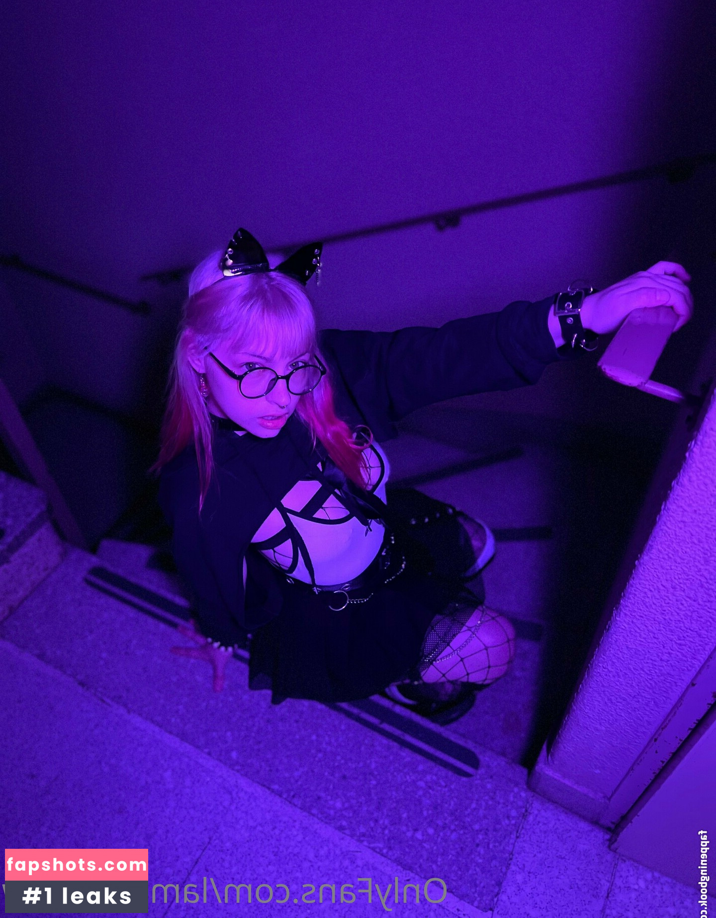 lamoon.nsfw gallery photo #25