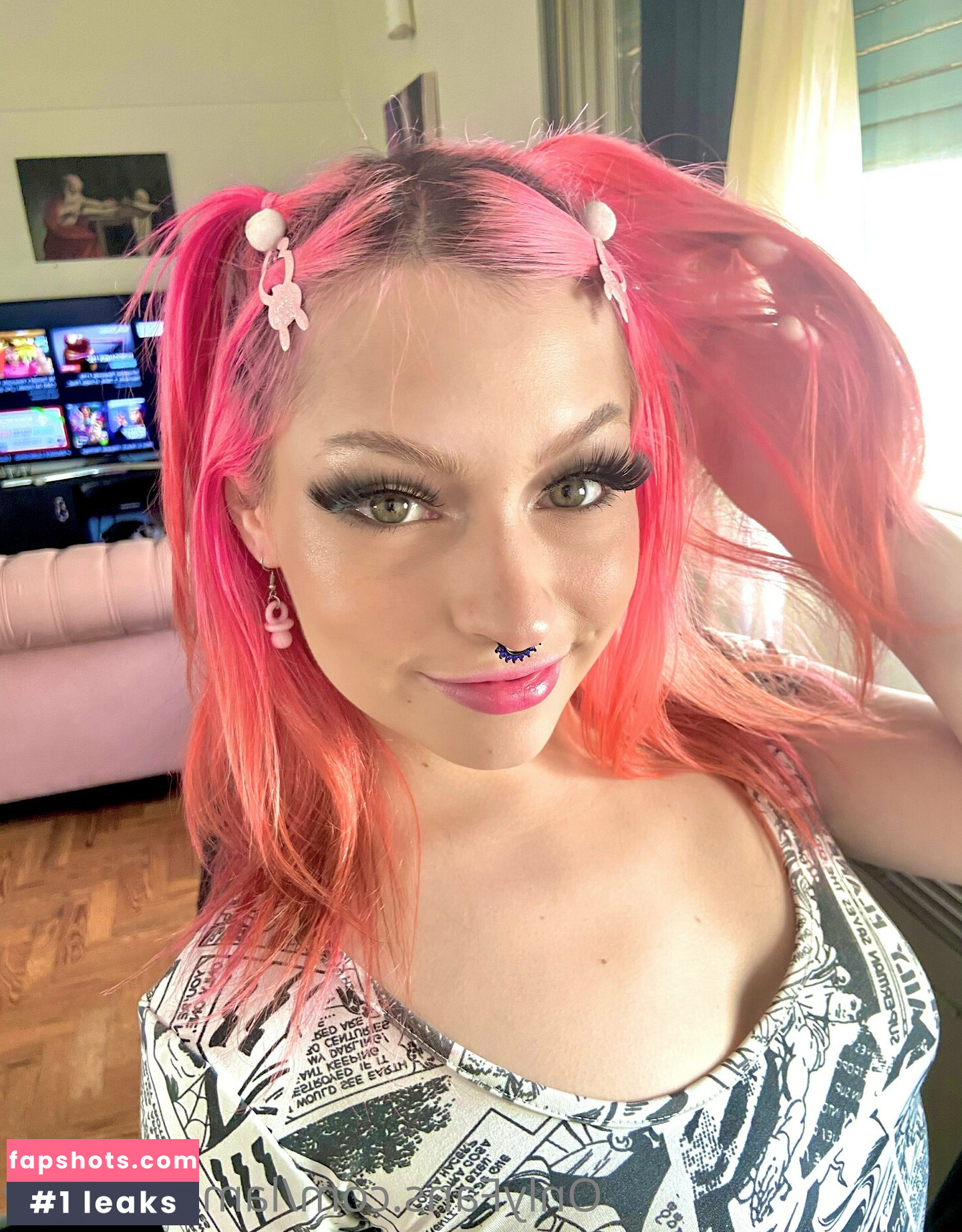 lamoon.nsfw gallery photo #40