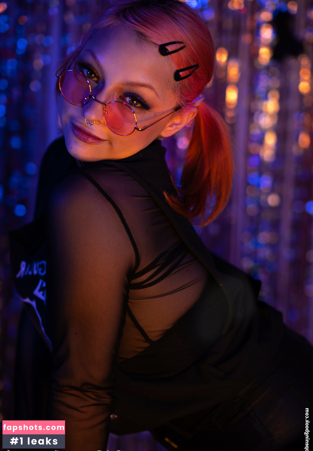 lamoon.nsfw gallery photo #44