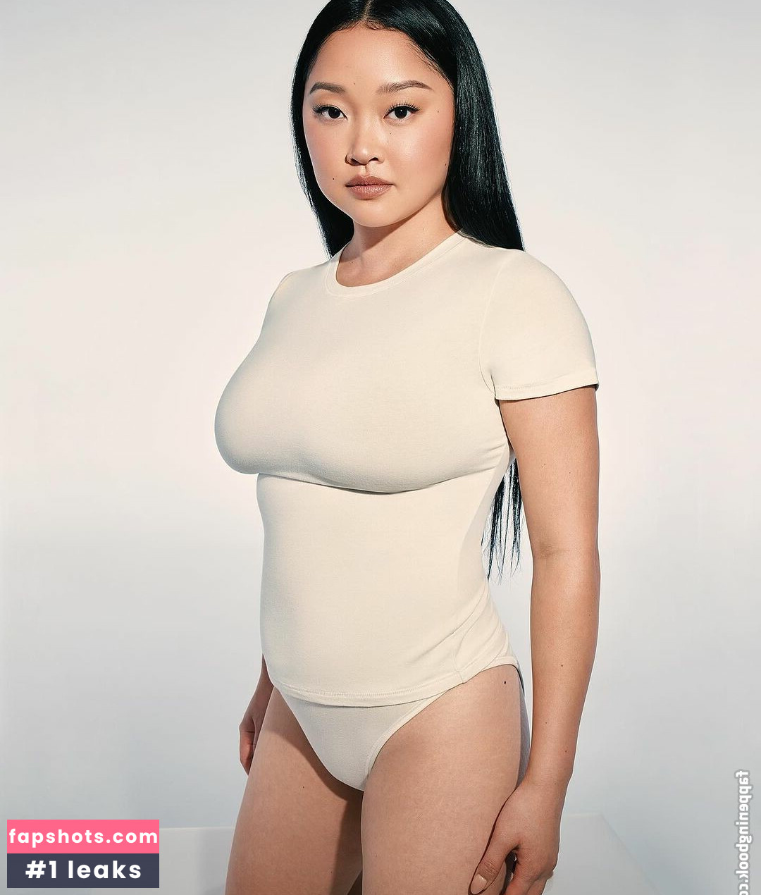 Lana Condor gallery photo #25