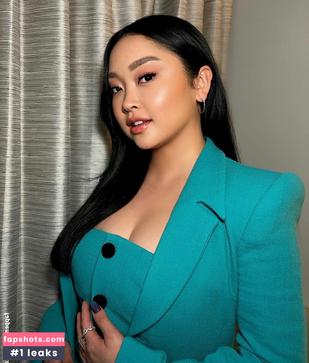 Lana Condor gallery photo #49