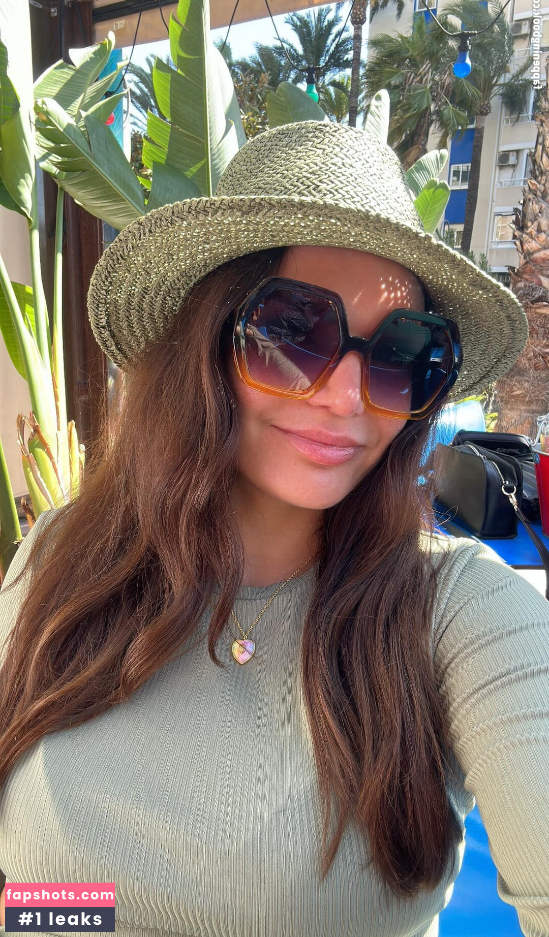 Lana D gallery photo #16