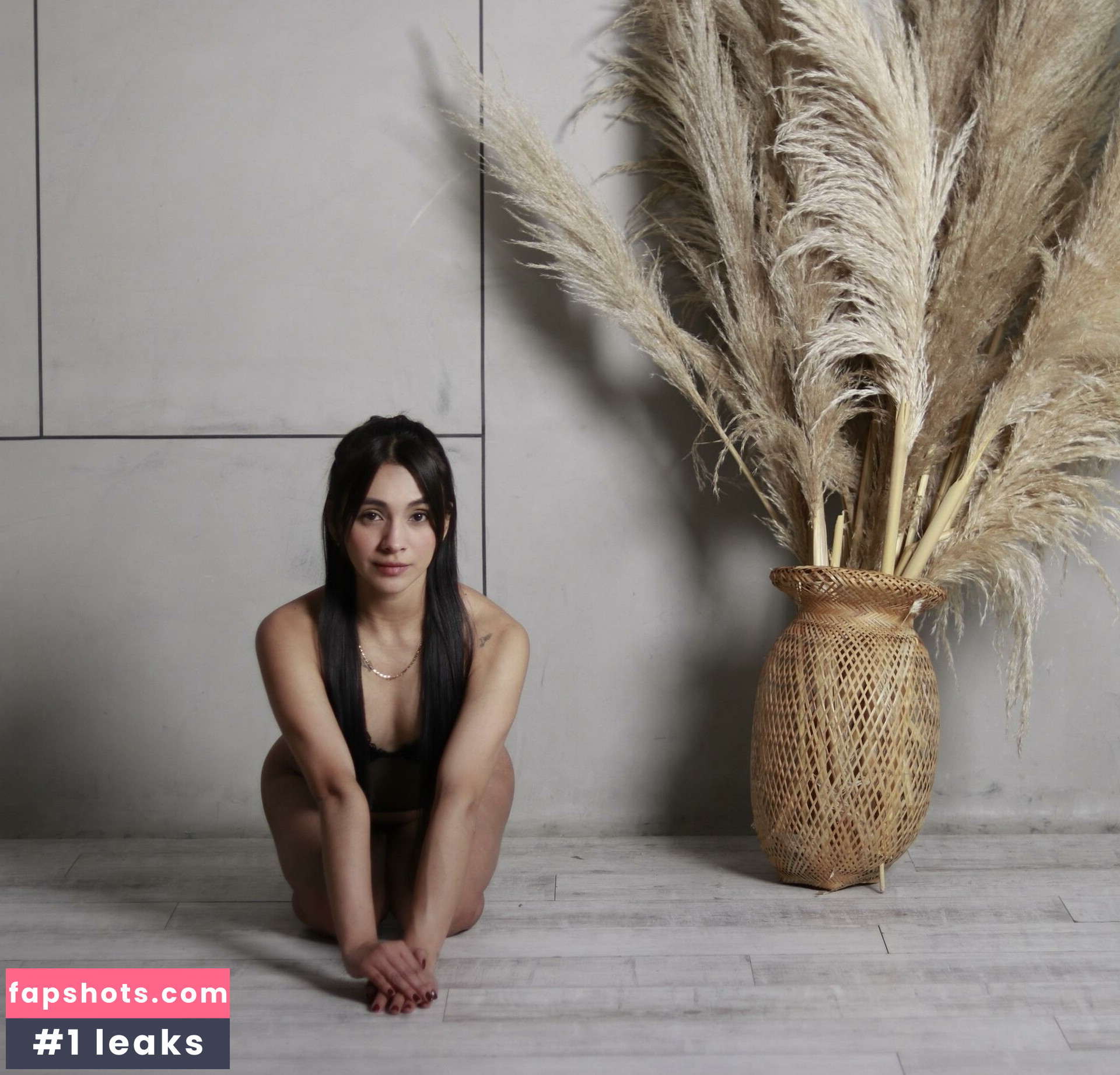 Lana_Kane_ gallery photo #17