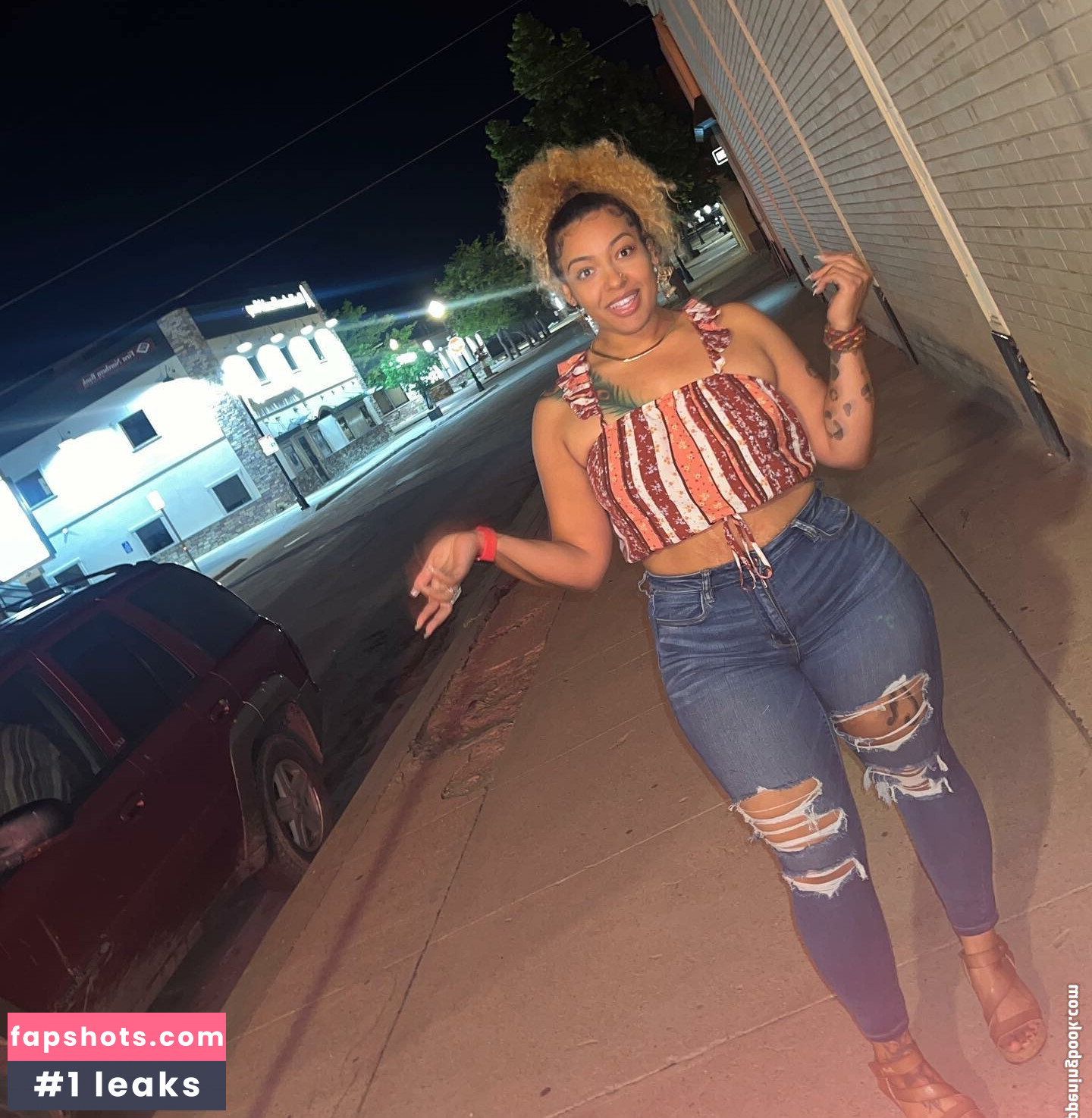 Lana.kane0420 gallery photo #2