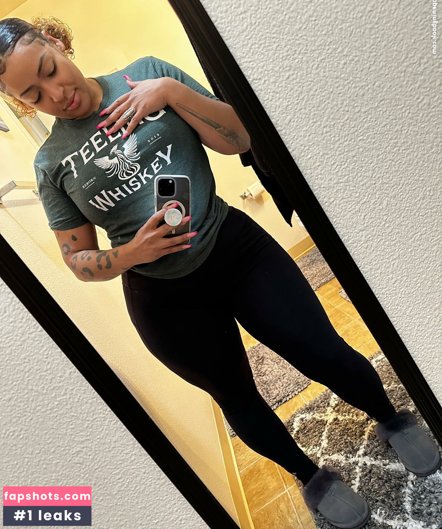 Lana.kane0420 nude babe gallery