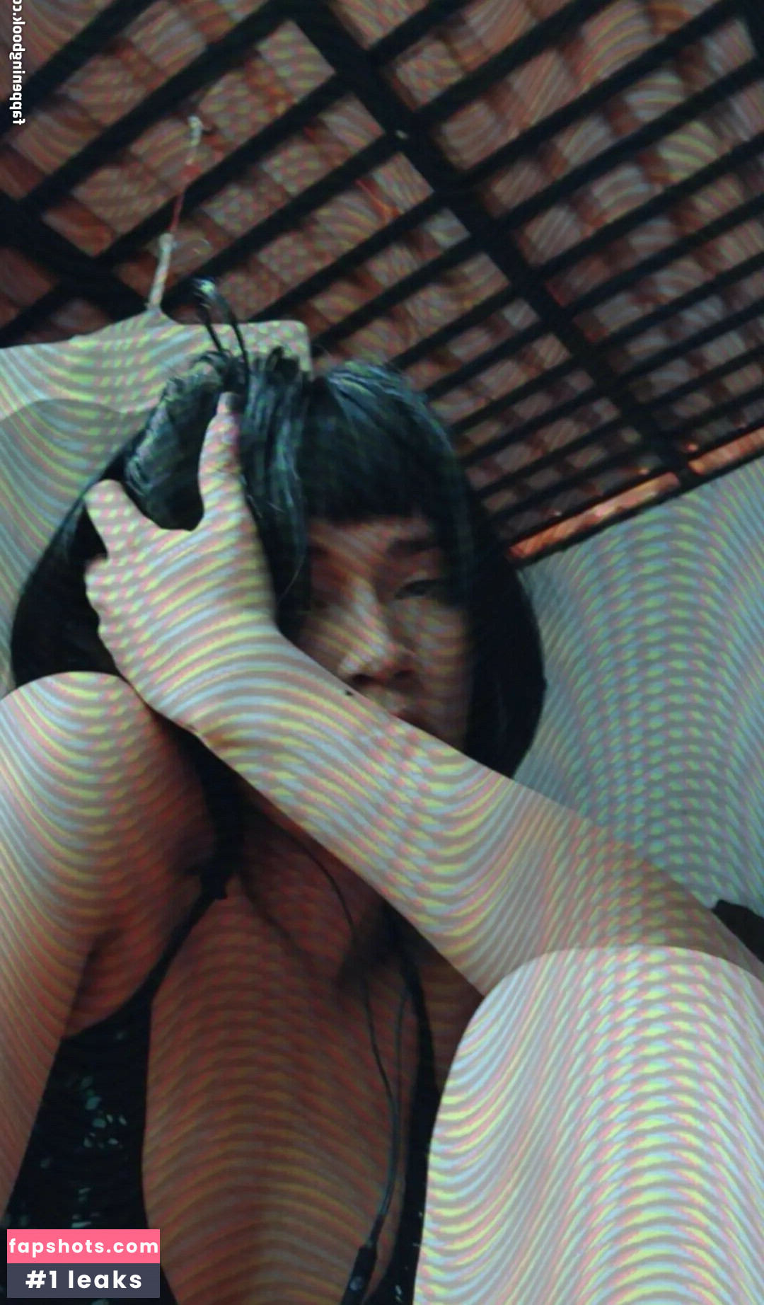 Lana Santhos gallery photo #33