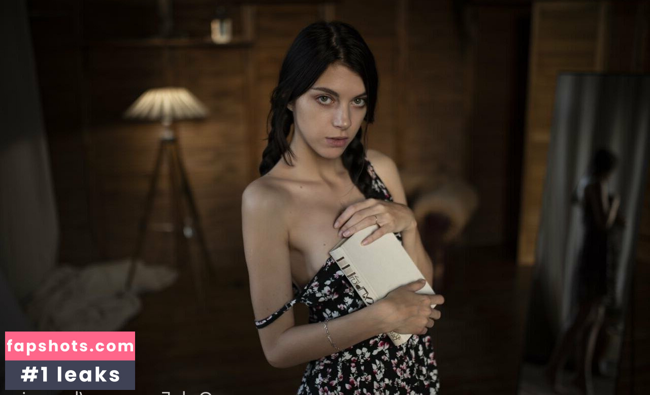 lana.virg gallery photo #43