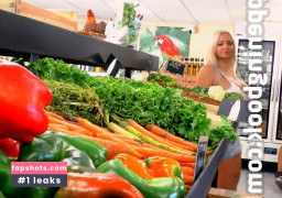 Lana Wolf gallery photo #19