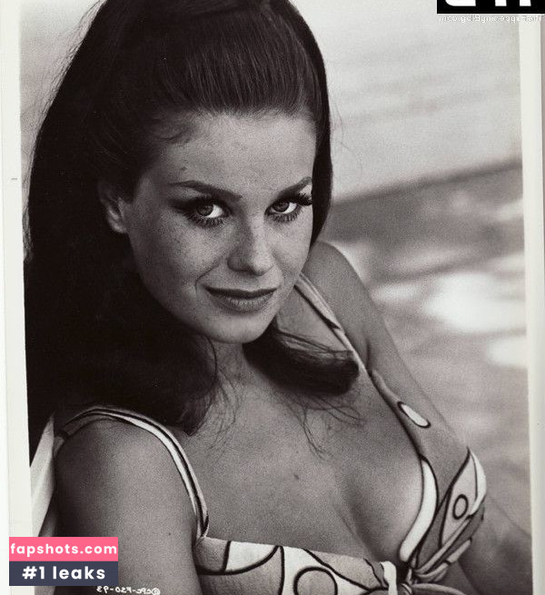 Lana Wood gallery photo #15