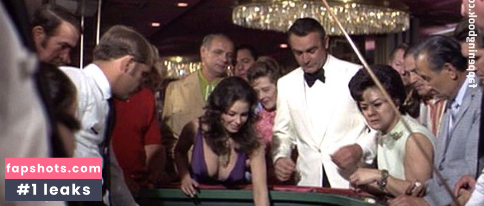 Lana Wood nude babe gallery